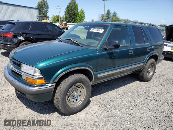 1998 Chevrolet Blazer LS with VIN 1GNDT13W5W2184533, listed as a Copart auction lot 59441555 with 124,339 mi miles and Clean title. Bid and sale history available at DreamBid. Image 1.