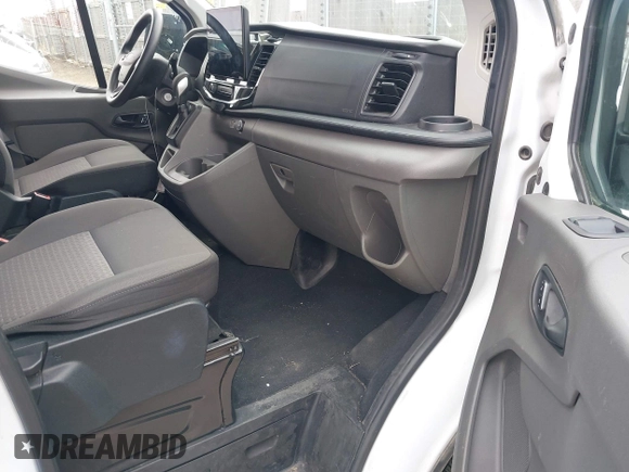 2023 Ford Transit Passenger XL with VIN 1FBAX2YG3PKA63237, listed as a IAAI auction lot 41996063 with 58,429 mi miles and . Bid and sale history available at DreamBid. Image 5.