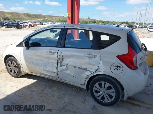 2015 Nissan Note SV z VIN 3N1CE2CP1FL361772, wystawiony jako IAAI lot #42042941 z przebiegiem 87 329 mil mil oraz . Historia ofert i sprzedaży dostępna na DreamBid. Obrazek 14.