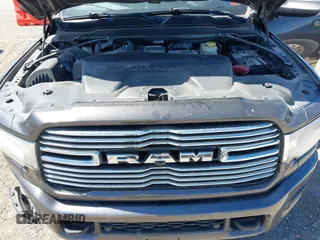 2019 Ram 2500 Laramie with VIN 3C6UR5FL7KG521132, listed as a IAAI auction lot 41806360 with 140,196 mi miles and . Bid and sale history available at DreamBid. Image 10.