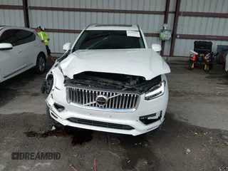 2021 Volvo XC90 Inscription Expression with VIN YV4BR0CK4M1692515, listed as a IAAI auction lot 42418905 with 54,404 mi miles and . Bid and sale history available at DreamBid. Image 6.