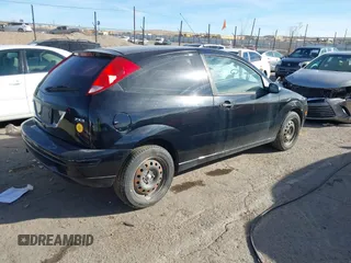 2005 Ford Focus S with VIN 3FAFP31NX5R130978, listed as a IAAI auction lot 41478955 with 217,380 mi miles and . Bid and sale history available at carsss.com. Image 4.