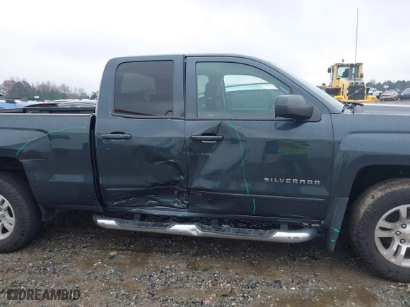 2018 Chevrolet Silverado 1500 LT with VIN 1GCVKREH4JZ253841, listed as a IAAI auction lot 41031687 with 56,539 mi miles. Bid and sale history available at carsss.com. Image 13.