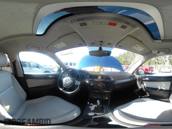 2018 Volkswagen Tiguan SEL с VIN 3VV2B7AX7JM029275, выставлен на аукционе IAAI как лот 42386878 с пробегом 75 006 миль миль и . История ставок и продаж доступна на DreamBid. Изображение 22.