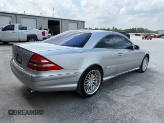 2002 Mercedes-Benz CL 500/600 z VIN WDBPJ75J02A022095, wystawiony jako Copart lot #58608855 z przebiegiem 117 572 mil mil oraz Tytuł czysty. Historia ofert i sprzedaży dostępna na DreamBid. Obrazek 4.