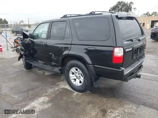2001 Toyota 4Runner SR5 with VIN JT3GN86R110200735, listed as a IAAI auction lot 41767851 with 175,612 mi miles. Bid and sale history available at carsss.com. Image 3.