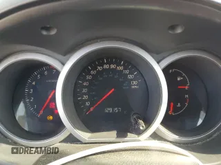 2008 Suzuki Grand Vitara w/Spare & Cargo Covers z VIN JS3TD941X84100427, wystawiony jako Copart lot #56879705 z przebiegiem 129 157 mil mil oraz Szkoda całkowita • Salvage title. Historia ofert i sprzedaży dostępna na DreamBid. Obrazek 9.