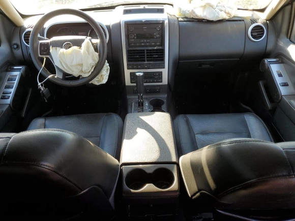 2006 Mercury Mountaineer Luxury with VIN 4M2EU47E26UJ24060, listed as a Copart auction lot 77242924 with 193,091 mi miles and Salvage Title. Bid and sale history available at carsss.com. Image 8.