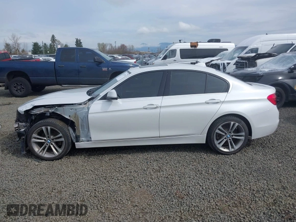 2018 BMW 3 Series 330i xDrive with VIN WBA8D9G50JNU72780, listed as a IAAI auction lot 41763726 with 65,225 mi miles and . Bid and sale history available at DreamBid. Image 15.