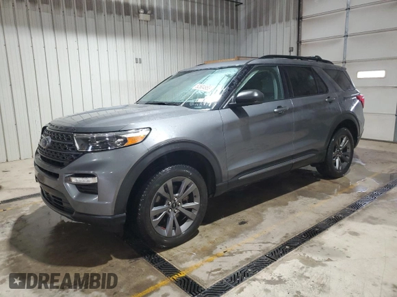 2021 Ford Explorer XLT with VIN 1FMSK8DHXMGA22114, listed as a Copart auction lot 52604955 with 212,538 mi miles and Salvage Title. Bid and sale history available at carsss.com. Image 1.