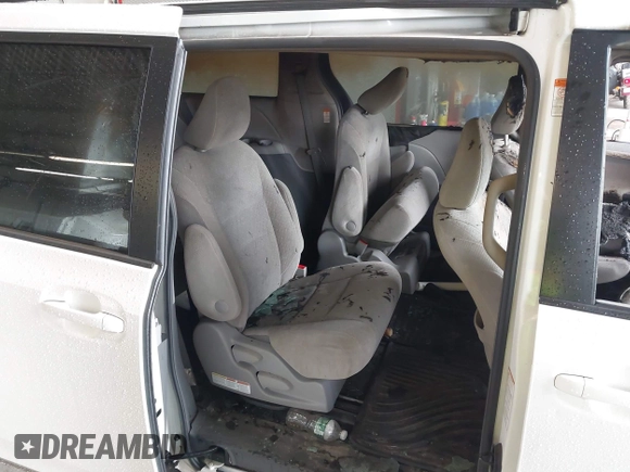 2017 Toyota Sienna LE with VIN 5TDJZ3DC5HS180200, listed as a IAAI auction lot 42204077 with 114,726 mi miles and . Bid and sale history available at DreamBid. Image 8.