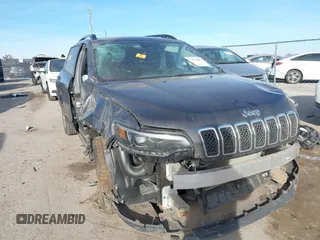 2022 Jeep Cherokee Latitude Lux z VIN 1C4PJLMX6ND535323, wystawiony jako IAAI lot #41073283 z przebiegiem 58 459 mil mil oraz . Historia ofert i sprzedaży dostępna na DreamBid. Obrazek 1.
