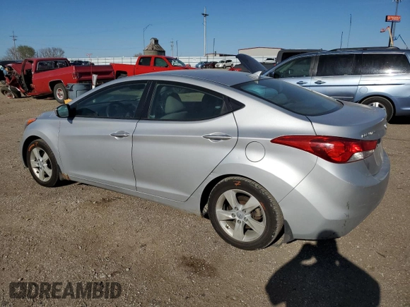 2013 Hyundai Elantra GLS z VIN KMHDH4AE5DU668141, wystawiony jako Copart lot #54221935 z przebiegiem 185 285 mil mil oraz Szkoda całkowita • Salvage title. Historia ofert i sprzedaży dostępna na DreamBid. Obrazek 2.