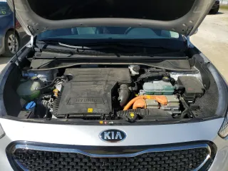 2019 Kia Niro Touring with VIN KNDCE3LC4K5215974, listed as a Copart auction lot 48774205 with 59,080 mi miles and Non Repairable. Bid and sale history available at carsss.com. Image 12.