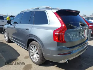 2018 Volvo XC90 Momentum with VIN YV4102PK3J1341909, listed as a IAAI auction lot 41992093 with 1 mi miles. Bid and sale history available at carsss.com. Image 3.