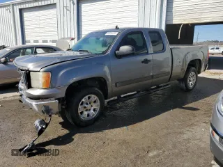 2008 GMC Sierra 1500 Work Truck z VIN 1GTEC19058Z231571, wystawiony jako Copart lot #46856455 z przebiegiem 284 920 mil mil oraz Szkoda całkowita • Salvage title. Historia ofert i sprzedaży dostępna na DreamBid. Obrazek 1.