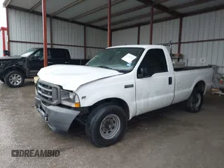 2002 Ford F-250 XL z VIN 1FTNF20L22EB02819, wystawiony jako IAAI lot #42183365 z przebiegiem 254 171 mil mil oraz . Historia ofert i sprzedaży dostępna na DreamBid. Obrazek 2.