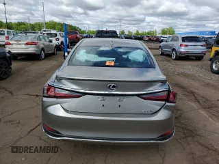 2019 Lexus ES 300h с VIN 58AB21B18KU001332, выставлен на аукционе Copart как лот 57585195 с пробегом Не указан миль и Чистый • Clean title. История ставок и продаж доступна на DreamBid. Изображение 6.