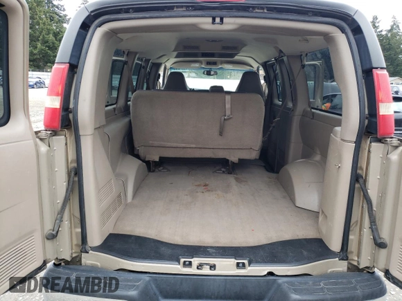 2006 Chevrolet Express Passenger с VIN 1GNFG15T961223498, выставлен на аукционе Copart как лот 45679095 с пробегом 191 266 миль миль и Списание • Salvage title. История ставок и продаж доступна на DreamBid. Изображение 10.