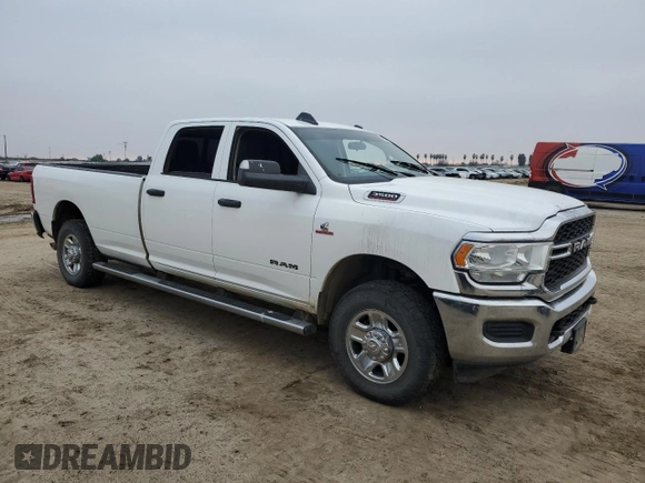 2019 Ram 3500 Tradesman with VIN 3C63R3GL0KG719615, listed as a Copart auction lot 85771924 with 241,921 mi miles and Clean Title. Bid and sale history available at carsss.com. Image 4.