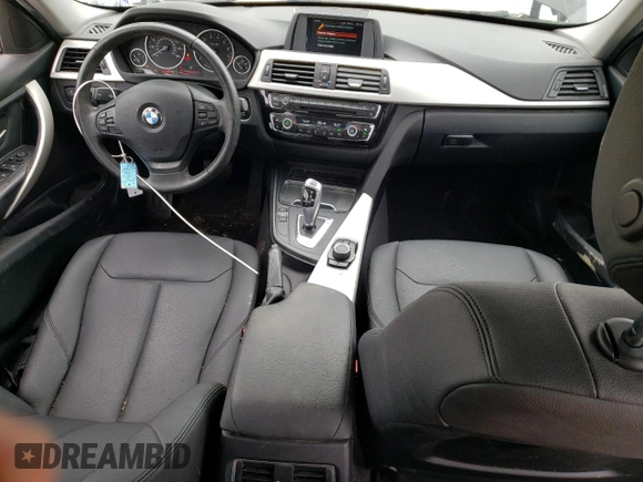 2018 BMW 3 Series 320i with VIN WBA8E1G53JNU93251, listed as a Copart auction lot 44211855 with 51,692 mi miles and Salvage Title. Bid and sale history available at carsss.com. Image 8.