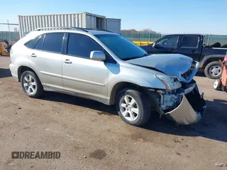 2005 Lexus RX 330 with VIN 2T2HA31U15C051289, listed as a IAAI auction lot 40790874 with 205,579 mi miles. Bid and sale history available at carsss.com. Image 1.