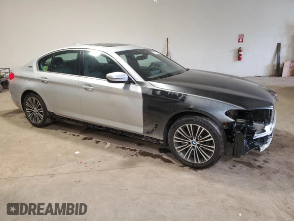 2019 BMW 5 Series 530e xDrive with VIN WBAJB1C56KB376153, listed as a Copart auction lot 58242585 with 67,638 mi miles and Salvage title. Bid and sale history available at DreamBid. Image 4.