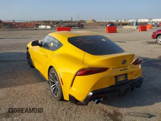 2022 Toyota Supra 2.0 with VIN WZ1DB2C01NW049250, listed as a IAAI auction lot 41731725 with Not provided miles and . Bid and sale history available at DreamBid. Image 3.