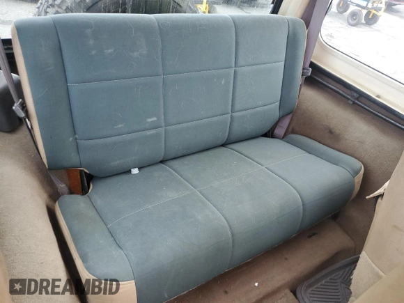 2000 Jeep Wrangler Sahara with VIN 1J4FA59S5YP761127, listed as a Copart auction lot 65247225 with 174,274 mi miles and Clean title. Bid and sale history available at DreamBid. Image 11.