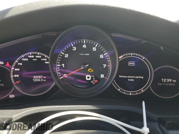 2023 Porsche Cayenne S z VIN WP1AB2AY3PDA14362, wystawiony jako Copart lot #59709925 z przebiegiem 32 287 mil mil oraz Szkoda całkowita • Salvage title. Historia ofert i sprzedaży dostępna na DreamBid. Obrazek 9.