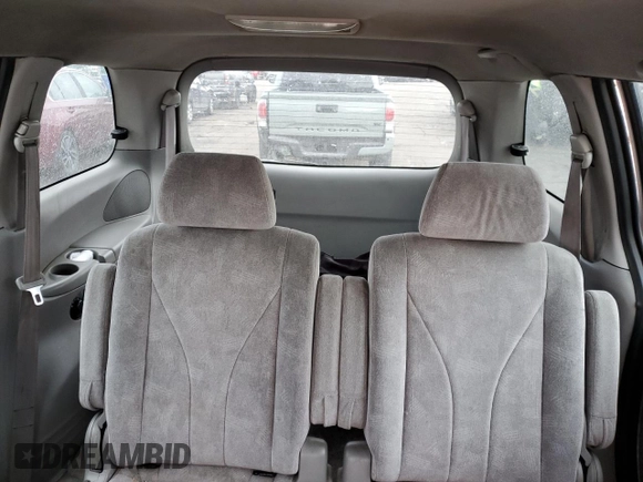 2003 Mazda MPV LX with VIN JM3LW28J930347908, listed as a Copart auction lot 86700124 with 231,753 mi miles and Salvage Title. Bid and sale history available at carsss.com. Image 10.