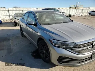 2022 Volkswagen Jetta SE with VIN 3VW7M7BU8NM004469, listed as a Copart auction lot 41758645 with 39,124 mi miles and Salvage title. Bid and sale history available at DreamBid. Image 10.