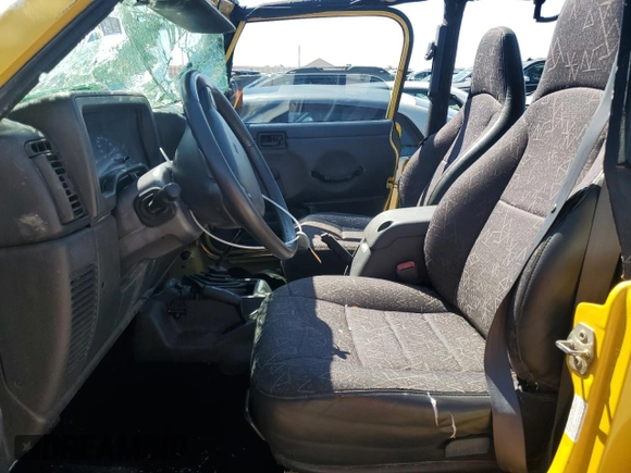 2001 Jeep Wrangler SE with VIN 1J4FA29P81P308796, listed as a Copart auction lot 66028964 with 178,271 mi miles and Salvage Title. Bid and sale history available at carsss.com. Image 7.