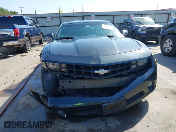 2013 Chevrolet Camaro LT with VIN 2G1FB1E36D9149692, listed as a IAAI auction lot 42010033 with 152,261 mi miles and . Bid and sale history available at DreamBid. Image 6.