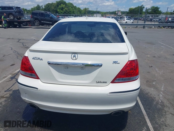 2006 Acura RL with VIN JH4KB16566C003955, listed as a IAAI auction lot 42526580 with 191,823 mi miles and . Bid and sale history available at DreamBid. Image 16.