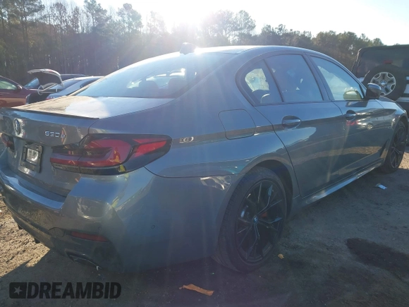 2023 BMW 5 Series 530e z VIN WBA13AG00PCM16532, wystawiony jako IAAI lot #41195273 z przebiegiem 21 335 mil mil oraz . Historia ofert i sprzedaży dostępna na DreamBid. Obrazek 4.