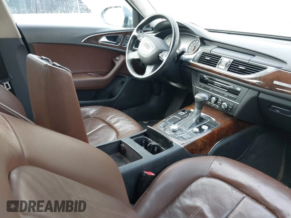 2014 Audi A6 Premium Plus z VIN WAUFGAFC1EN005003, wystawiony jako IAAI lot #41852397 z przebiegiem Nie podano mil oraz . Historia ofert i sprzedaży dostępna na DreamBid. Obrazek 5.