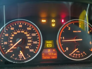 2010 BMW X5 35d with VIN 5UXFF0C54ALT77574, listed as a Copart auction lot 52108425 with 186,766 mi miles and Salvage Title. Bid and sale history available at carsss.com. Image 9.