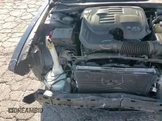 2019 Dodge Challenger SXT z VIN 2C3CDZAG2KH669942, wystawiony jako Copart lot #83860915 z przebiegiem 67 621 mil mil oraz Szkoda całkowita • Salvage title. Historia ofert i sprzedaży dostępna na DreamBid. Obrazek 14.