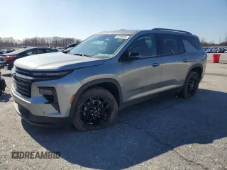 2024 Chevrolet Traverse AWD LT with VIN 1GNEVGKS5RJ201180, listed as a Copart auction lot 48408565 with 5,812 mi miles and Salvage Title. Bid and sale history available at carsss.com. Image 1.