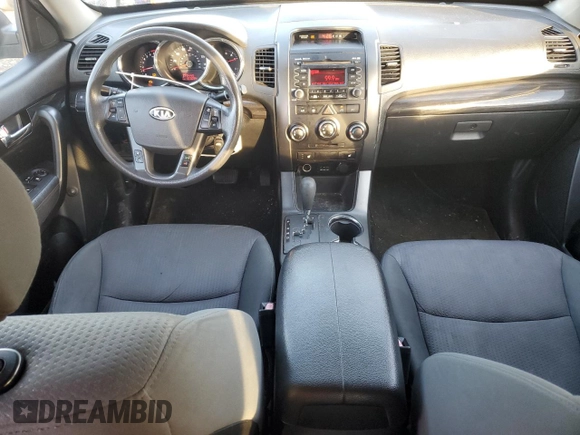 2012 Kia Sorento LX with VIN 5XYKT3A60CG295992, listed as a Copart auction lot 41996405 with 163,094 mi miles and Salvage Title. Bid and sale history available at DreamBid. Image 8.
