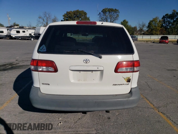 2002 Toyota Sienna LE with VIN 4T3ZF13C22U465170, listed as a Copart auction lot 76561124 with 218,314 mi miles and Clean Title. Bid and sale history available at carsss.com. Image 6.