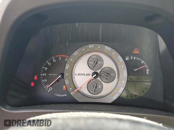 2001 Lexus IS 300/350 z VIN JTHBD182X10020782, wystawiony jako Copart lot #55508775 z przebiegiem 207 762 mil mil oraz Szkody całkowita. Historia ofert i sprzedaży dostępna na DreamBid. Obrazek 9.