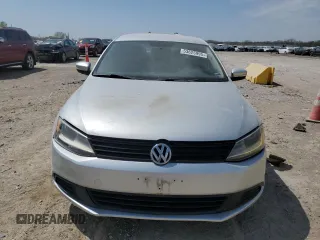 2014 Volkswagen Jetta Sedan SE with VIN 3VWD17AJ3EM284708, listed as a Copart auction lot 53625995 with 124,672 mi miles and Clean Title. Bid and sale history available at carsss.com. Image 5.