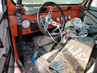 1979 Jeep CJ z VIN J9F93EH832940, wystawiony jako Copart lot #75121864 z przebiegiem Nie podano mil oraz Szkoda całkowita • Salvage title. Historia ofert i sprzedaży dostępna na DreamBid. Obrazek 8.