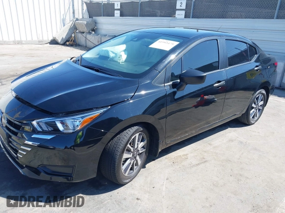 2023 Nissan Versa S z VIN 3N1CN8DV4PL871910, wystawiony jako IAAI lot #41993475 z przebiegiem 8 405 mil mil oraz . Historia ofert i sprzedaży dostępna na DreamBid. Obrazek 17.