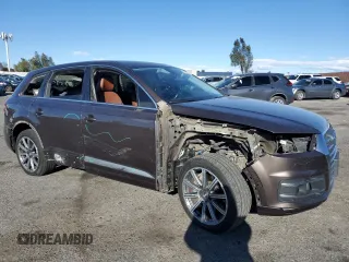 2017 Audi Q7 Prestige z VIN WA1VAAF7XHD054613, wystawiony jako Copart lot #49283225 z przebiegiem 132 181 mil mil oraz Szkoda całkowita • Salvage title. Historia ofert i sprzedaży dostępna na DreamBid. Obrazek 4.