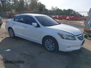 2012 Honda Accord EX-L z VIN 1HGCP3F86CA025346, wystawiony jako IAAI lot #41265190 z przebiegiem 131 925 mil mil oraz . Historia ofert i sprzedaży dostępna na DreamBid. Obrazek 1.
