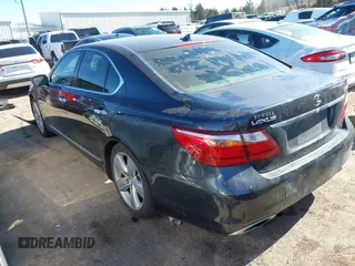 2010 Lexus LS 460 with VIN JTHBL5EF9A5101261, listed as a IAAI auction lot 41695635 with 147,254 mi miles and . Bid and sale history available at DreamBid. Image 3.