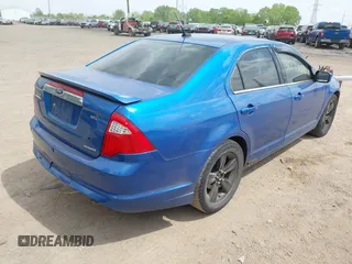 2011 Ford Fusion SEL with VIN 3FAHP0JG2BR133152, listed as a IAAI auction lot 42224008 with 226,727 mi miles. Bid and sale history available at carsss.com. Image 4.
